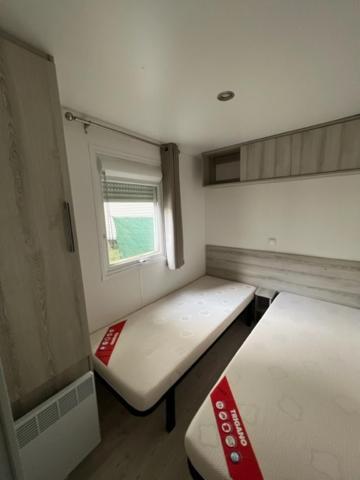 Mobilhome 3 Chambres 2 Salle De Bain Сен-Бревен-ле-Пен Экстерьер фото